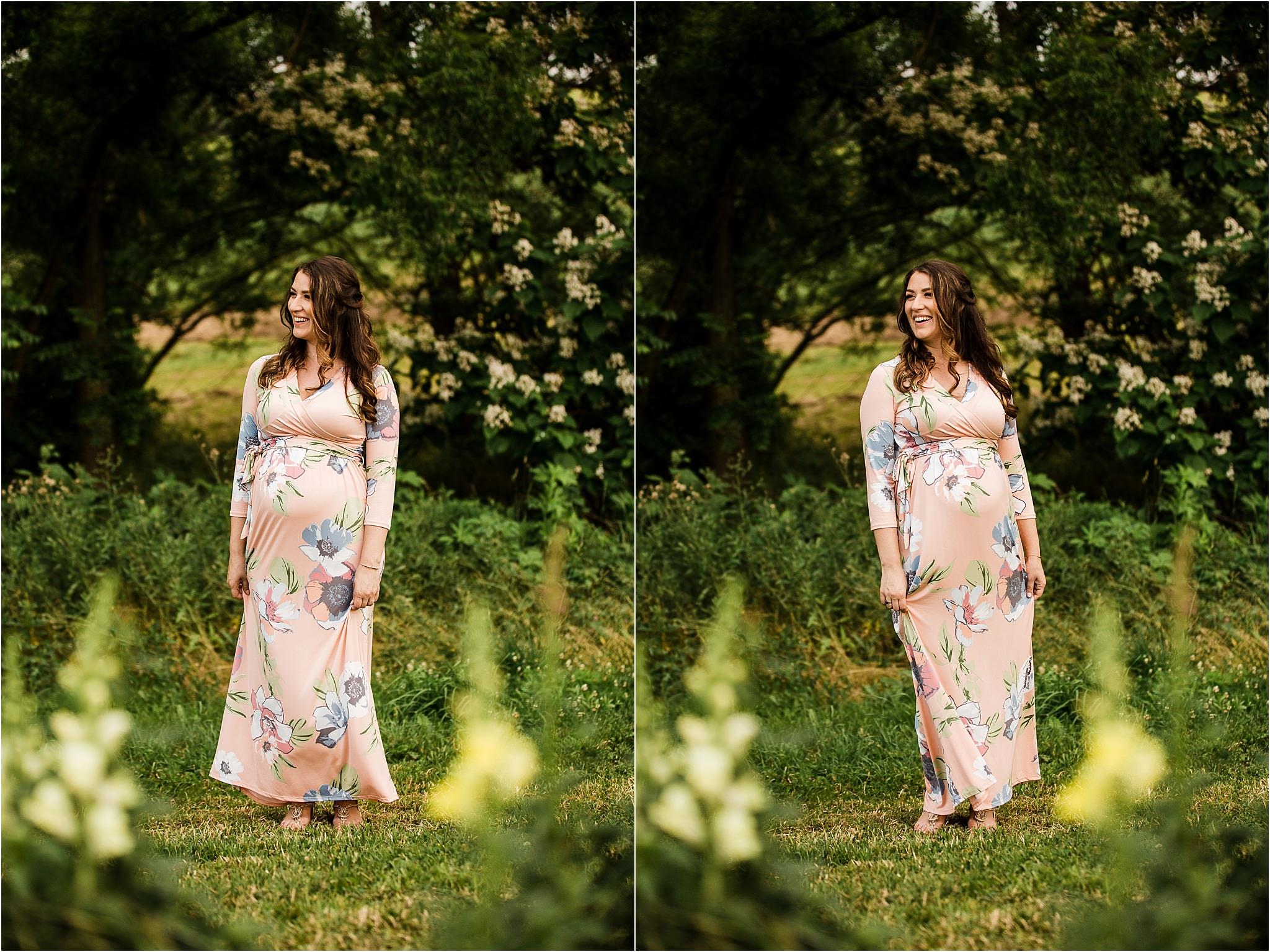 gorgeous maternity photo at Simmons Farm in Pittsburgh PA