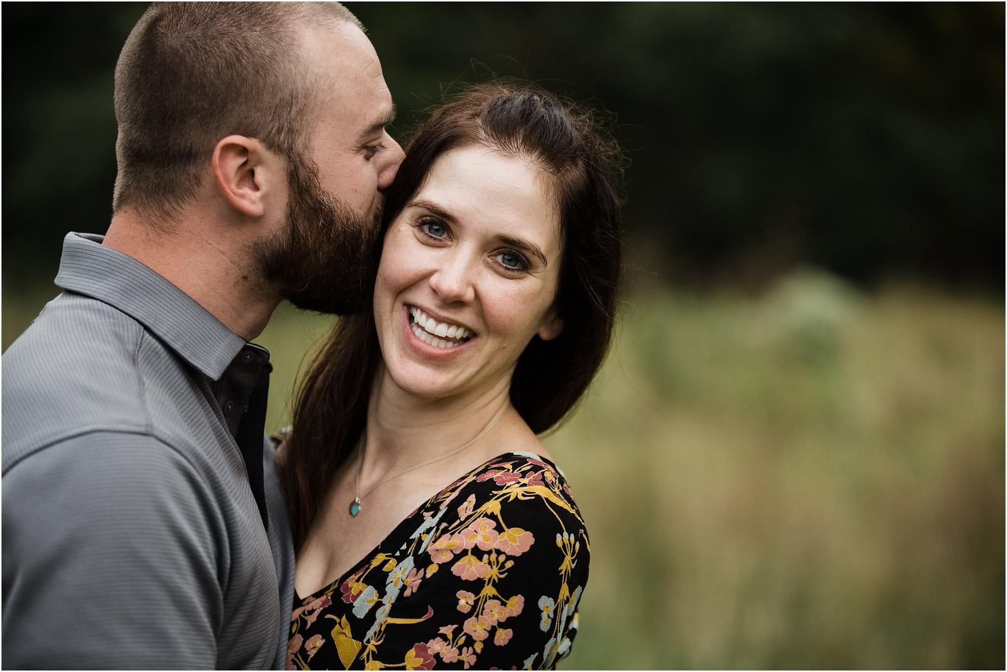 husband and wife photo at family session