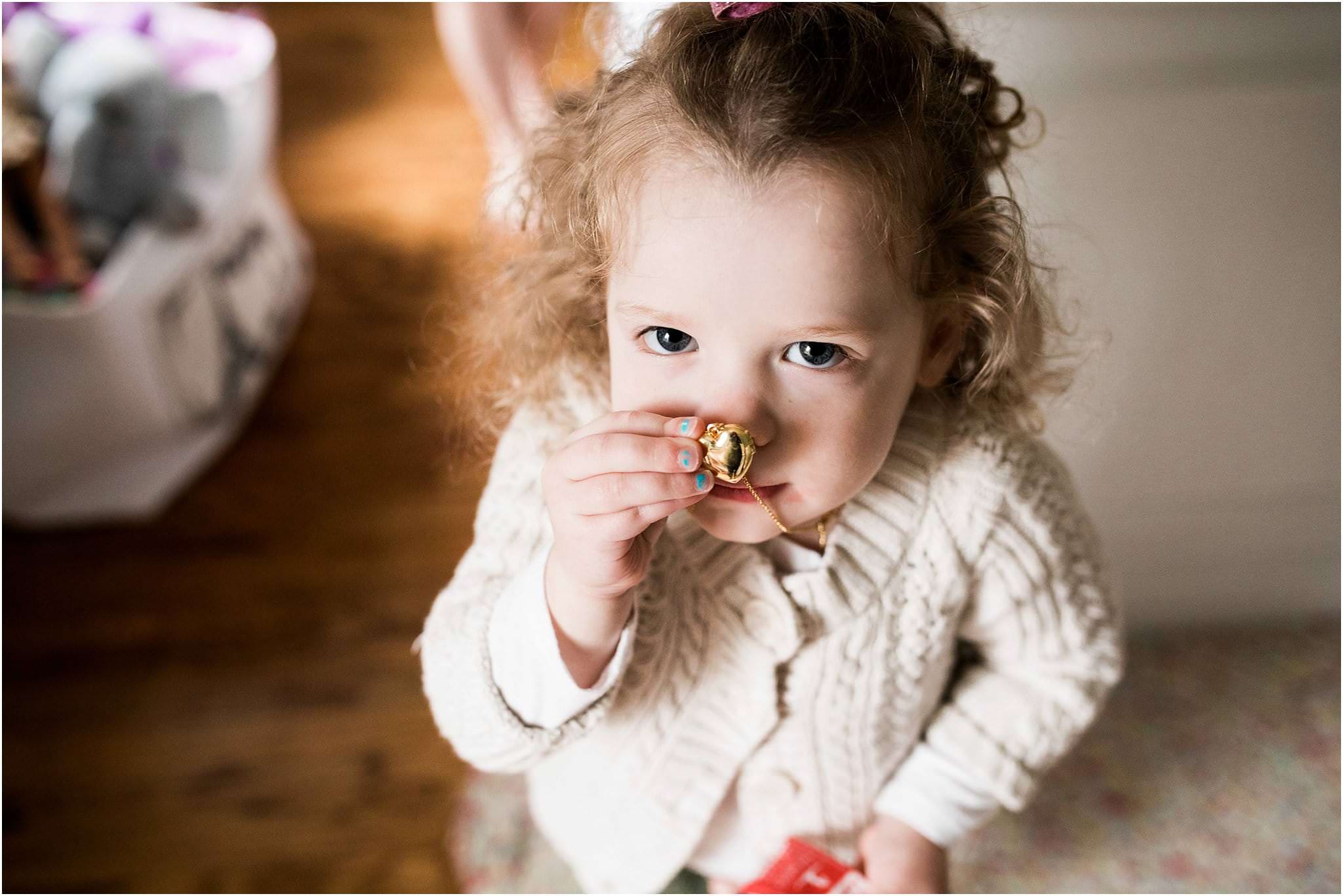 Natural laid back and fun family photos at home