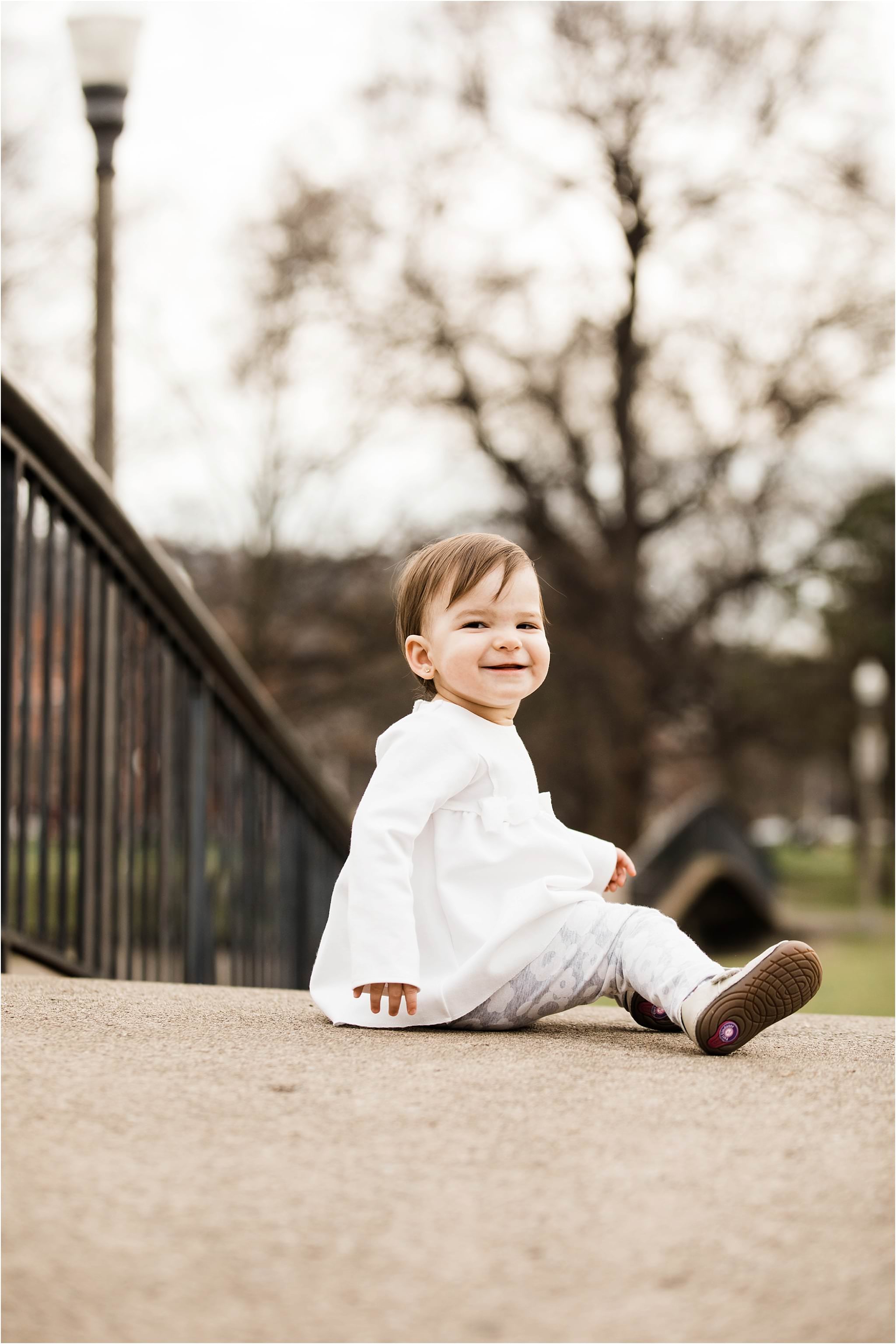 1 year old family photos at west park in pittsburgh