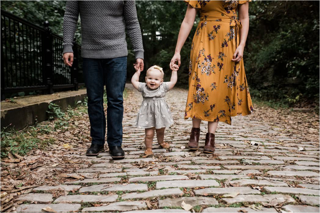 CANDID FAMILY PHOTOS AT SCHENLEY PARK VISITORS CENTER 