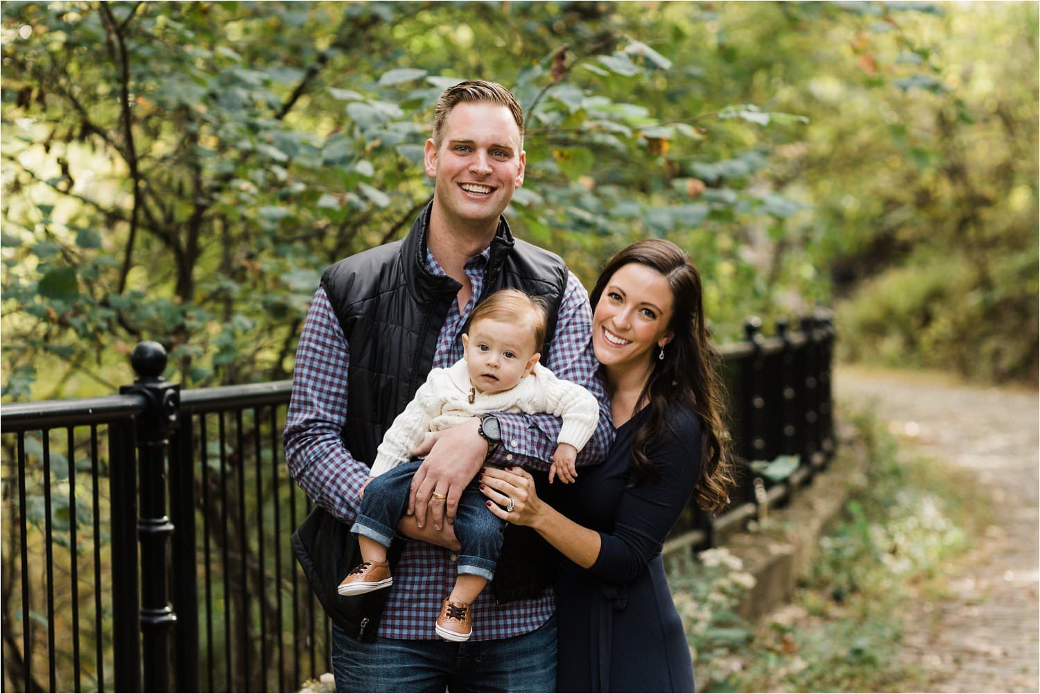 Family photograph for 6 month old milestone