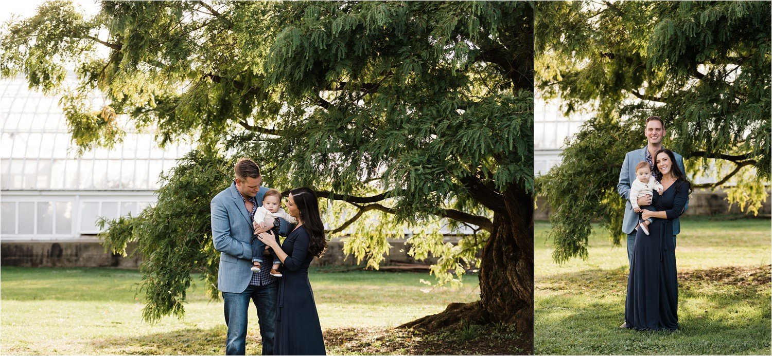 family photography outside Phipps Conservancy